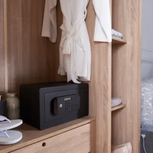 HIGHSECURITYMOTORISEDSAFELIFESTYLEIMAGES2000x2000pxV0111 1100x