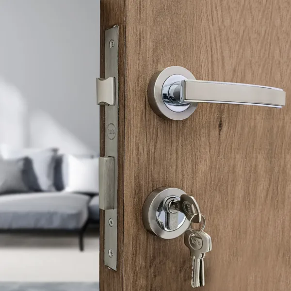 SM-04-01-01 Yale SM series Mortise Lock Comboset, Cylinder with Knob inside and keys Outside, SS Finish
